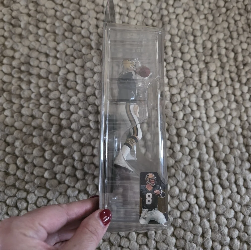 2009 Mcfarlane NFL Legends Archie Manning New Orleans Saints Action Figure NEW
